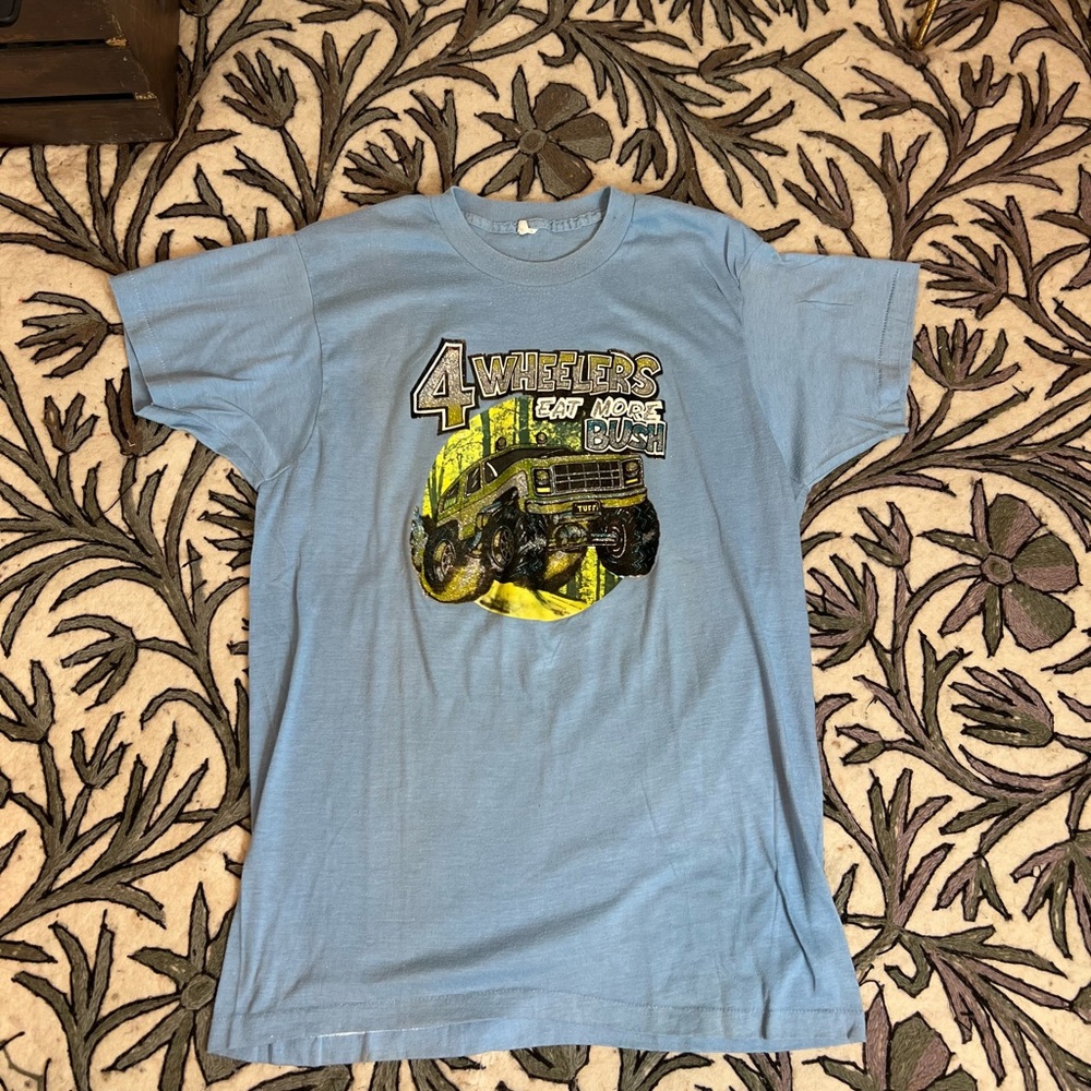 70s Vintage Raunchy Iron On Graphic T-Shirt 4 wheelers eat more bush